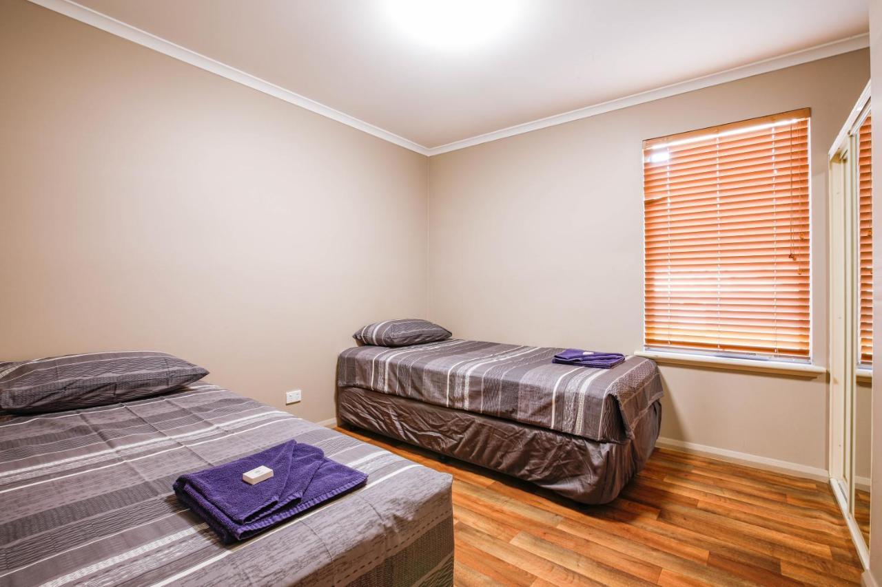 Kalbarri Tudor Holiday Park Ngoại thất bức ảnh